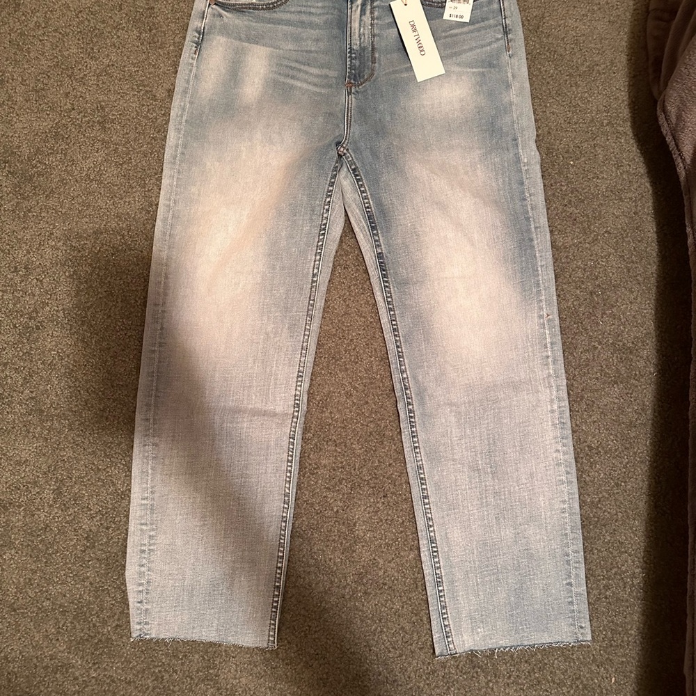 Driftwood Royce Jeans in Light Wash. size 29. NEW WITH TAGS! - Picture 12 of 16